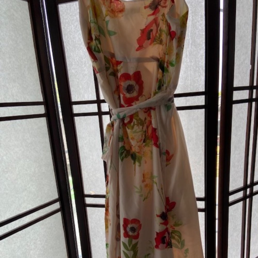 Yumi Kim Cream Floral Wrap Dress Large - Picture 2 of 7